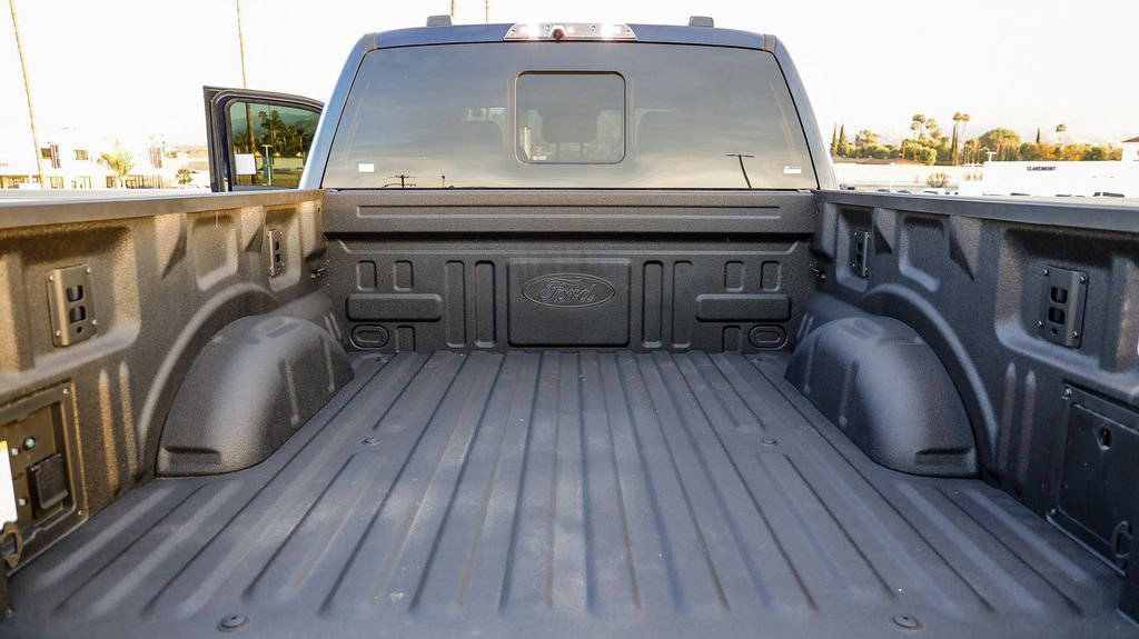 Used 2025 Ford F150 Raptor image 30