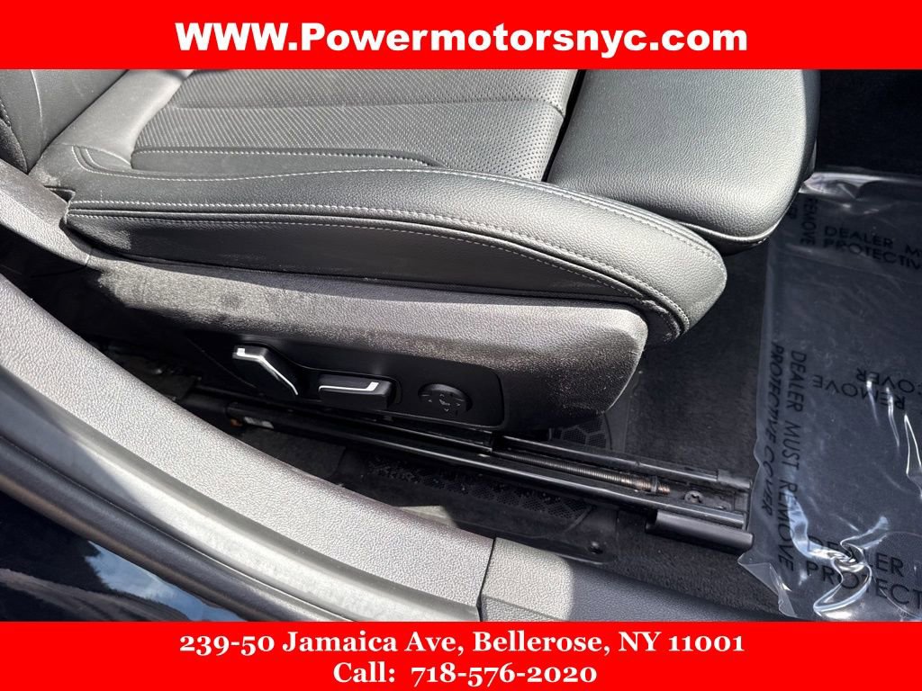 Used 2024 BMW 330e xDrive w/ Convenience Package image 15