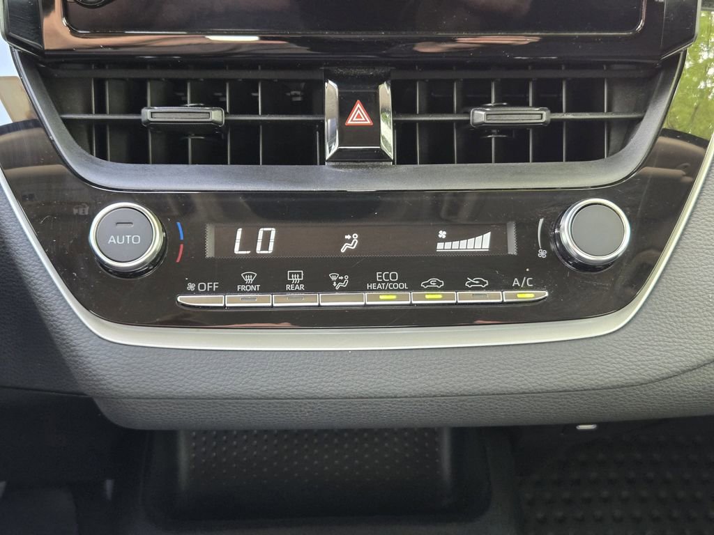 Used 2023 Toyota Corolla LE image 13
