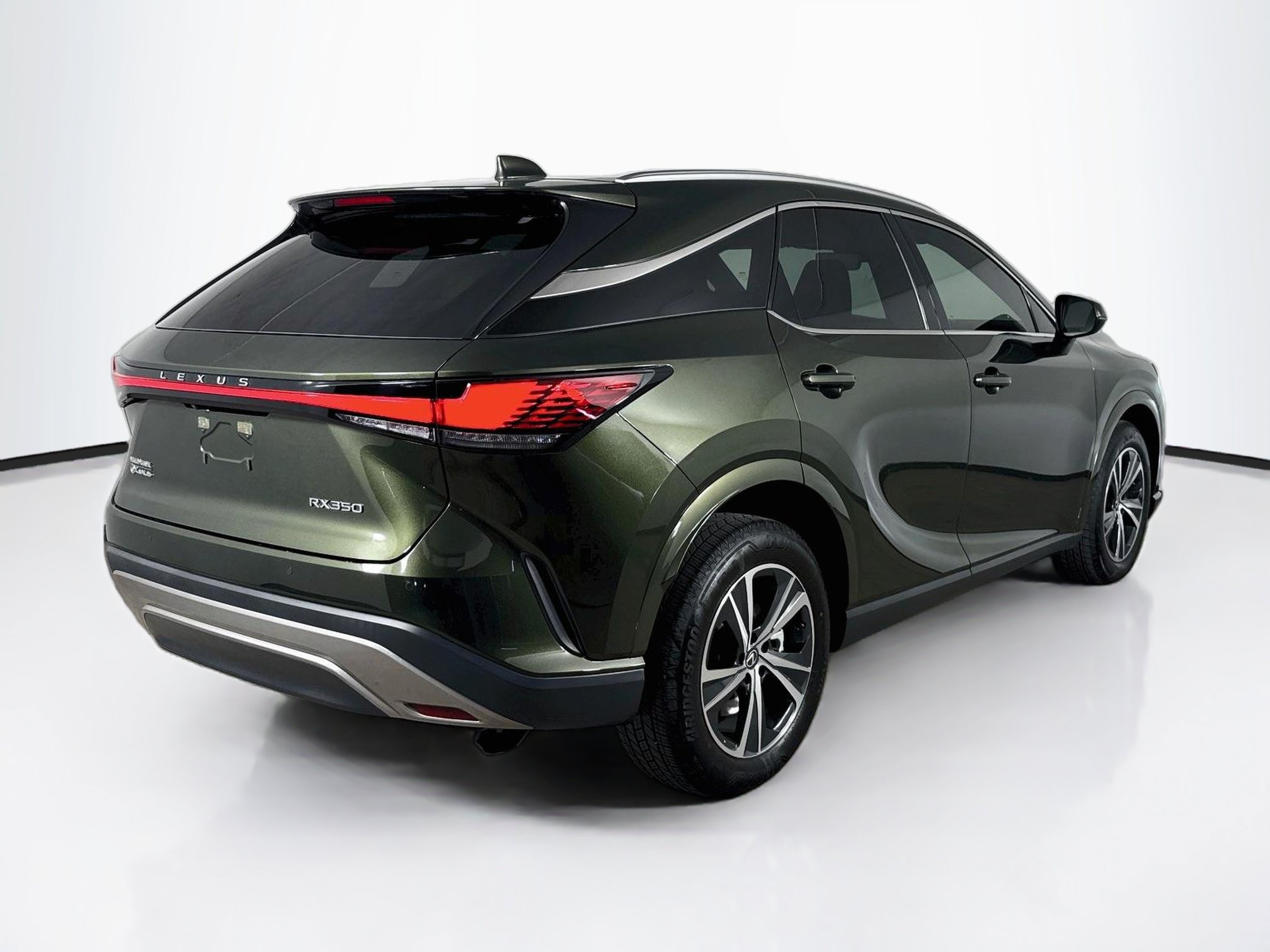 Used 2024 Lexus RX 350 Premium w/ Accessory Package FWD image 34