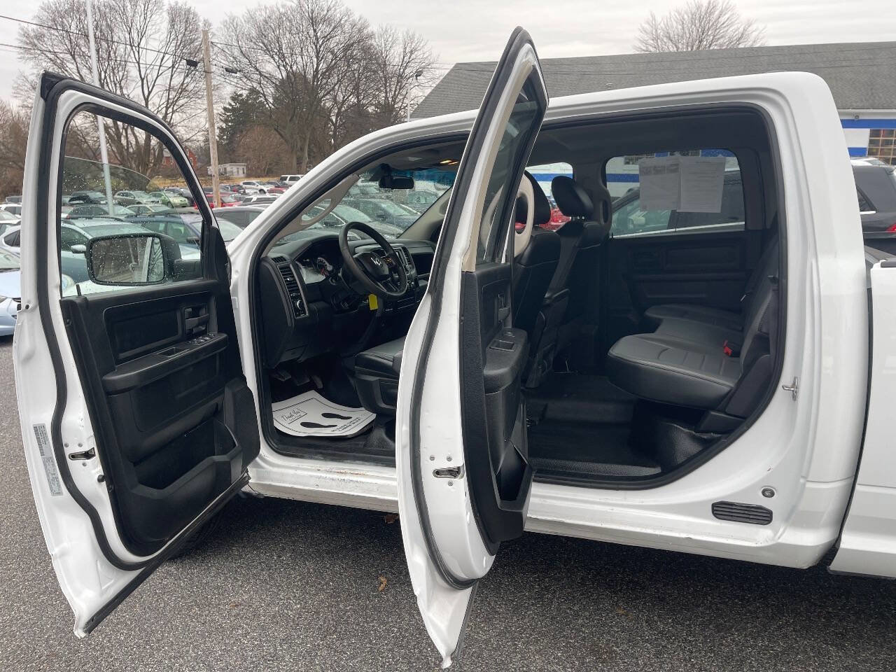 Used 2022 RAM 1500 Tradesman image 22