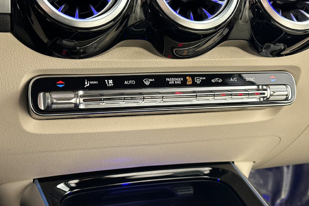 Certified 2024 Mercedes-Benz GLB 250 4MATIC image 23