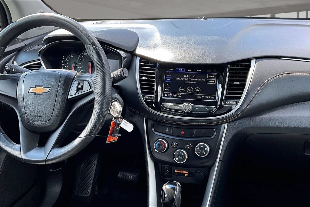 Used 2020 Chevrolet Trax LS FWD image 7