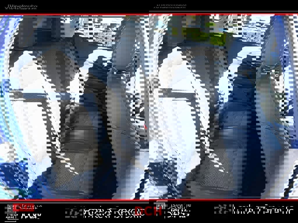 Used 2024 Chevrolet Trax LT w/ Sunroof Package image 20