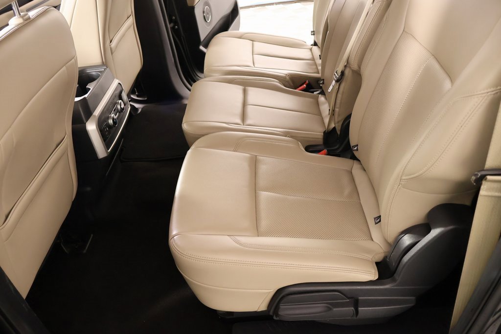 Used 2023 Ford Expedition Max XLT image 13