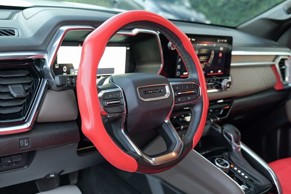 Used 2024 GMC Canyon Denali AWD/4WD image 21