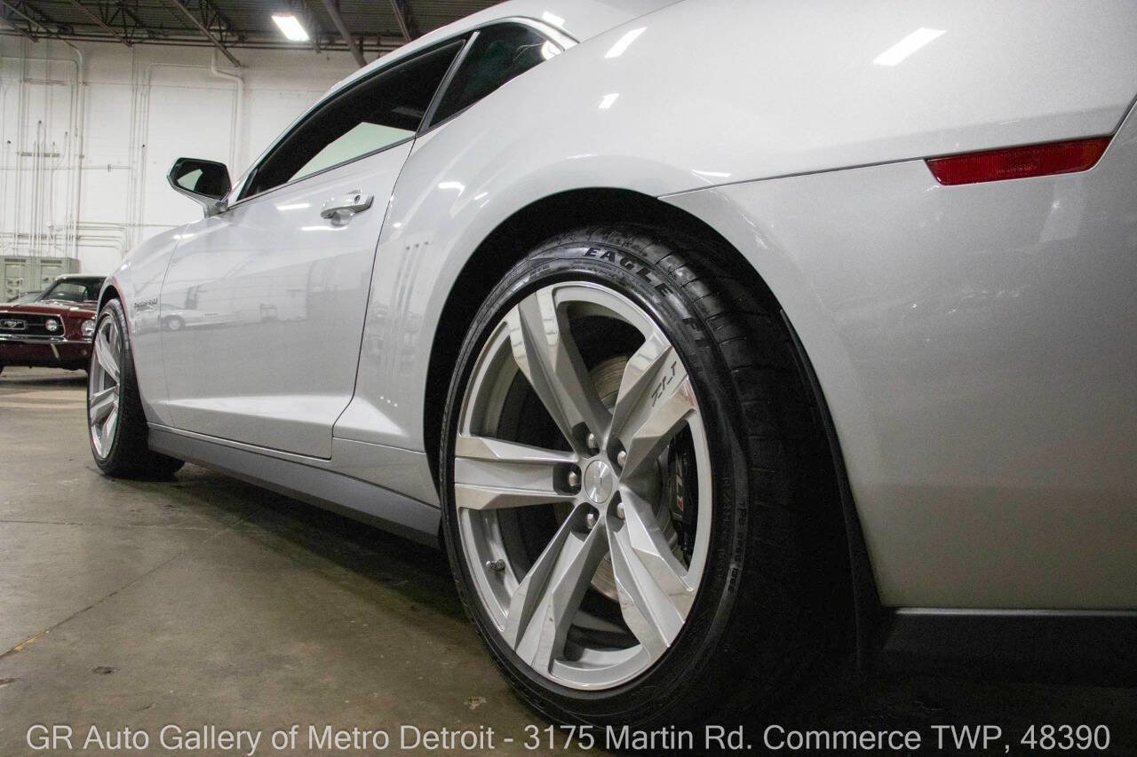 Used 2012 Chevrolet Camaro ZL1 image 22