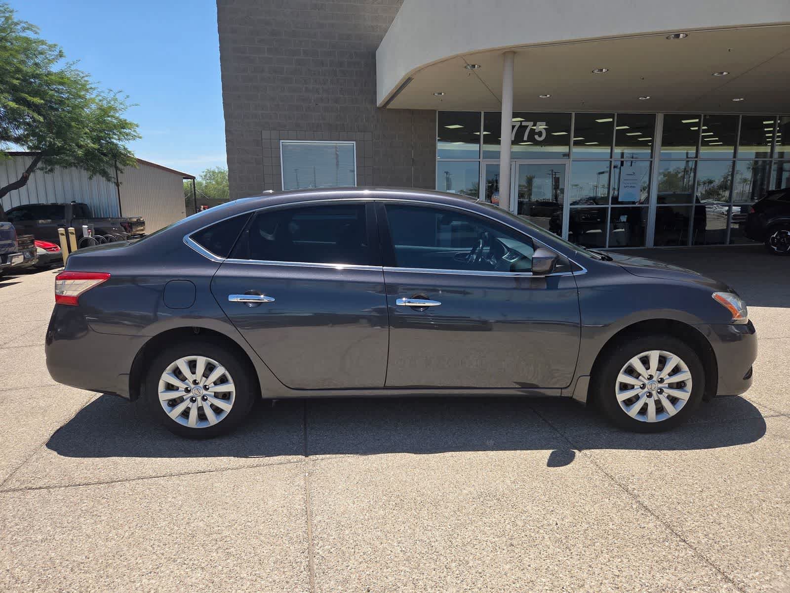 Used 2015 Nissan Sentra SV FWD image 6