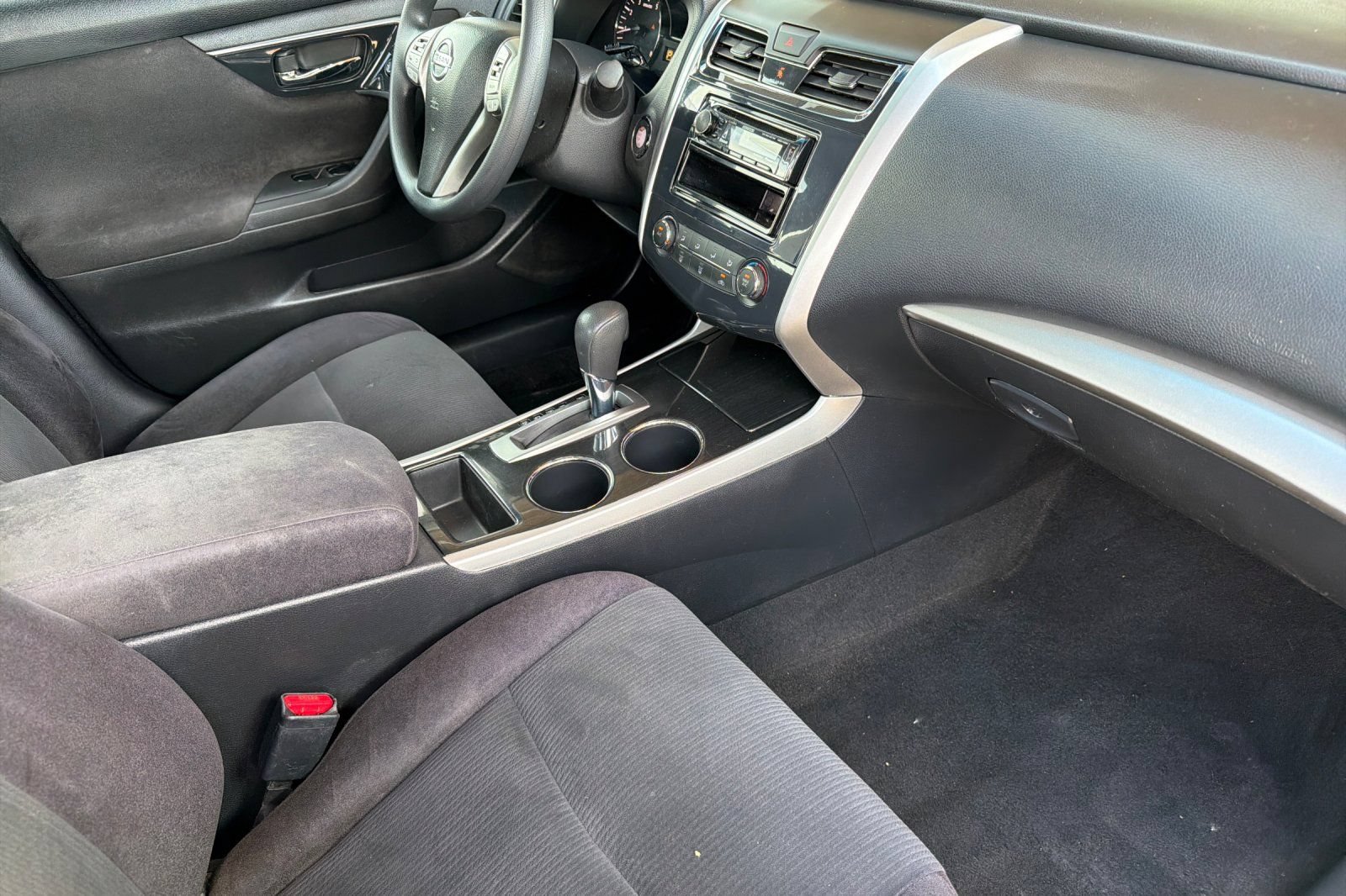 Used 2013 Nissan Altima 2.5 S FWD image 17