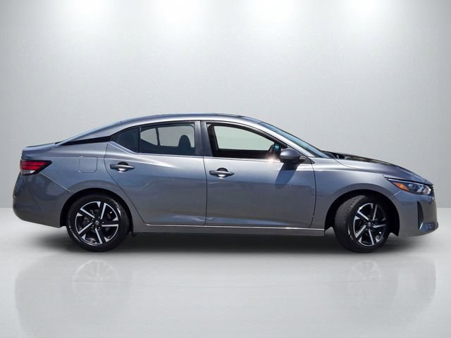 Used 2024 Nissan Sentra SV FWD image 3