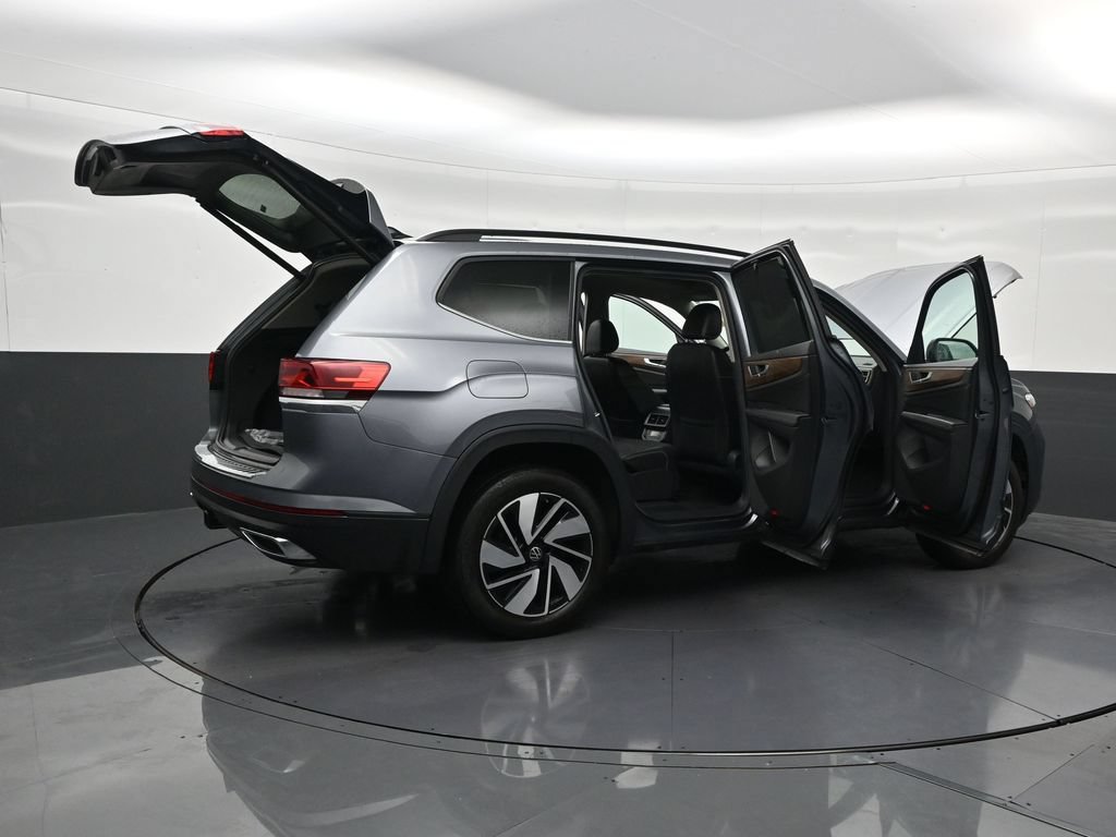 Used 2024 Volkswagen Atlas SE FWD image 31