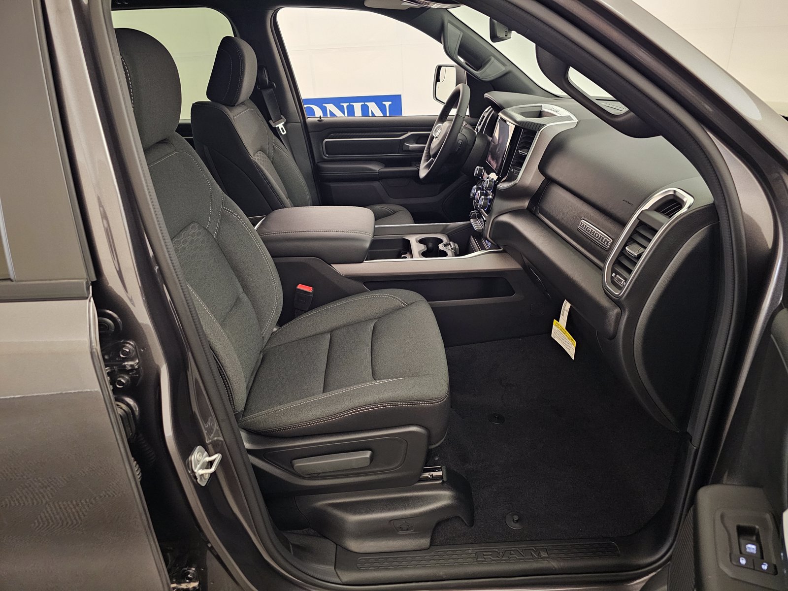 New 2026 RAM 1500 Big Horn AWD/4WD image 29