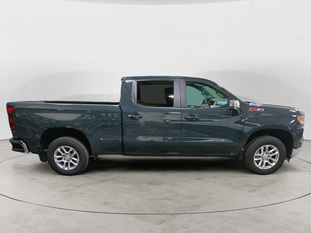 Used 2025 Chevrolet Silverado 1500 LT AWD/4WD image 6