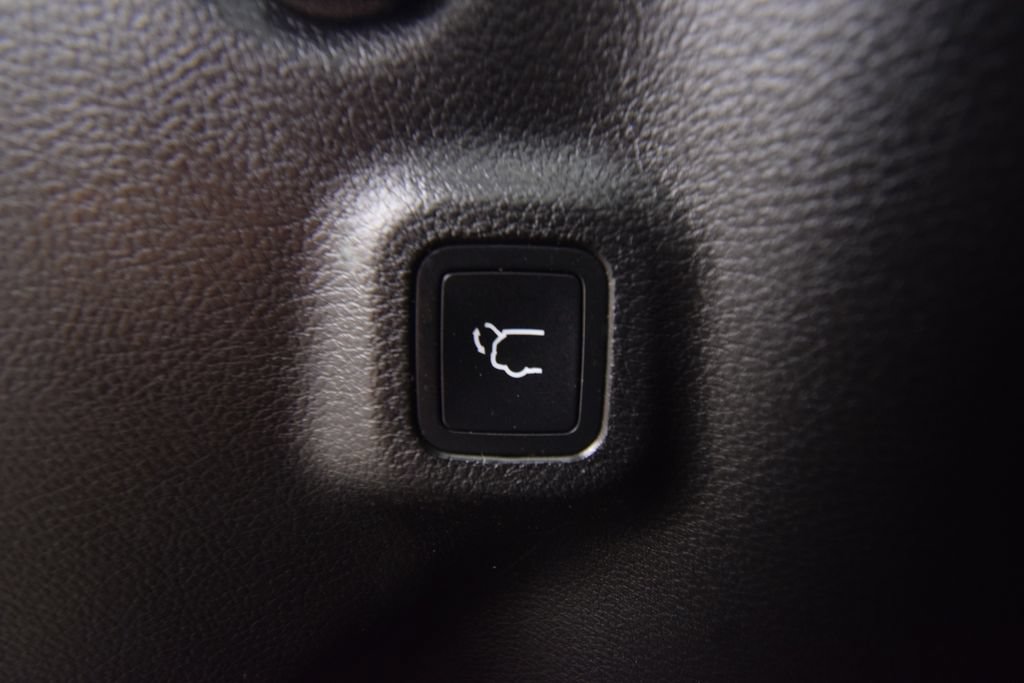 Used 2022 Jeep Compass Limited w/ Elite Group AWD/4WD image 31