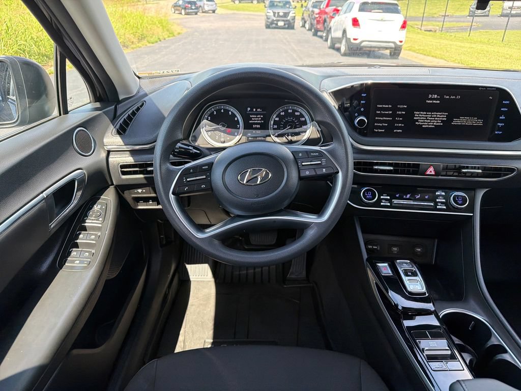 Used 2023 Hyundai Sonata SEL FWD image 16