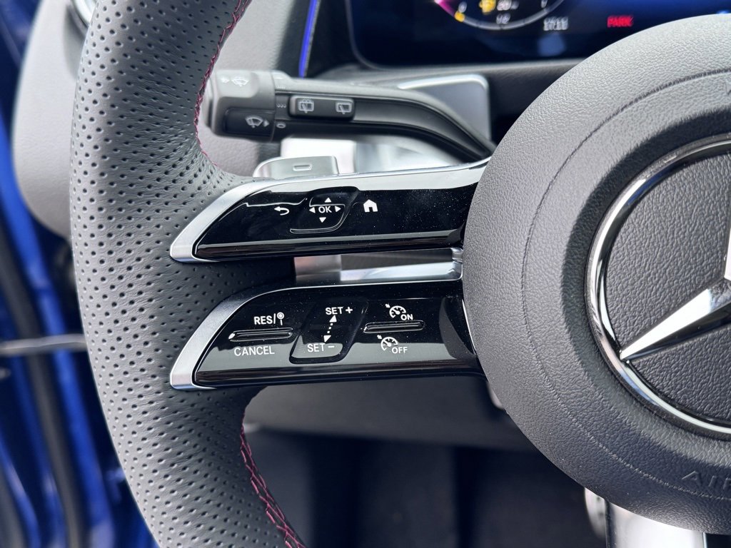 Used 2024 Mercedes-Benz GLB 250 image 24