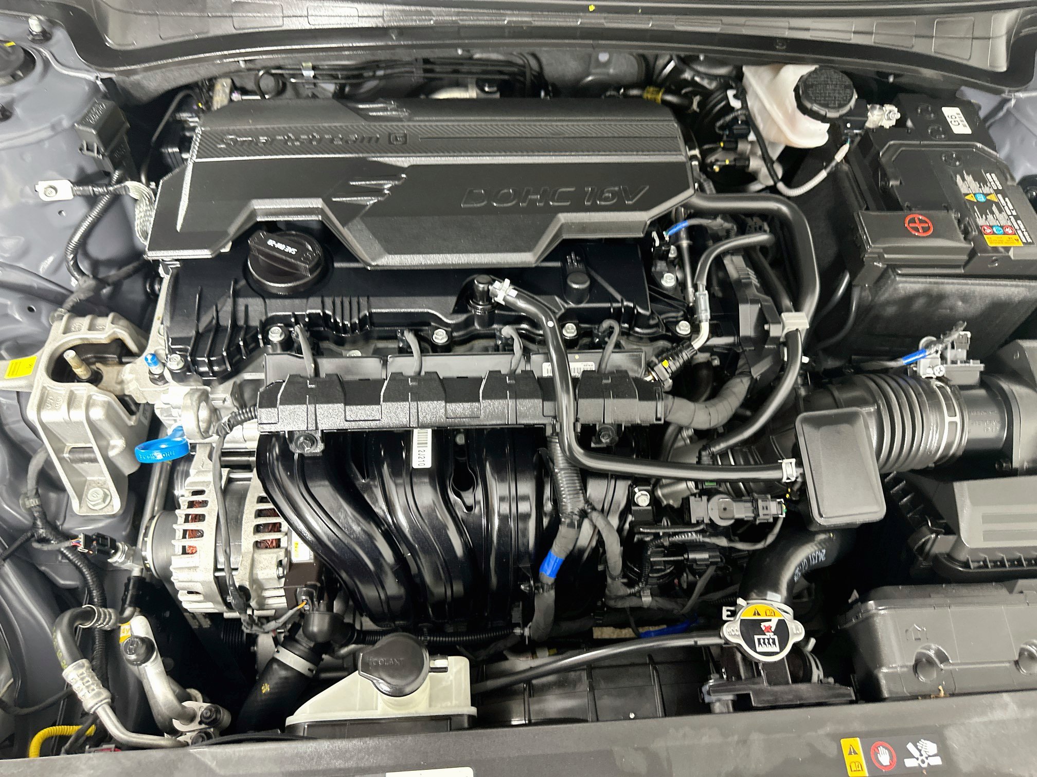 Used 2025 Hyundai Elantra Sport FWD image 32