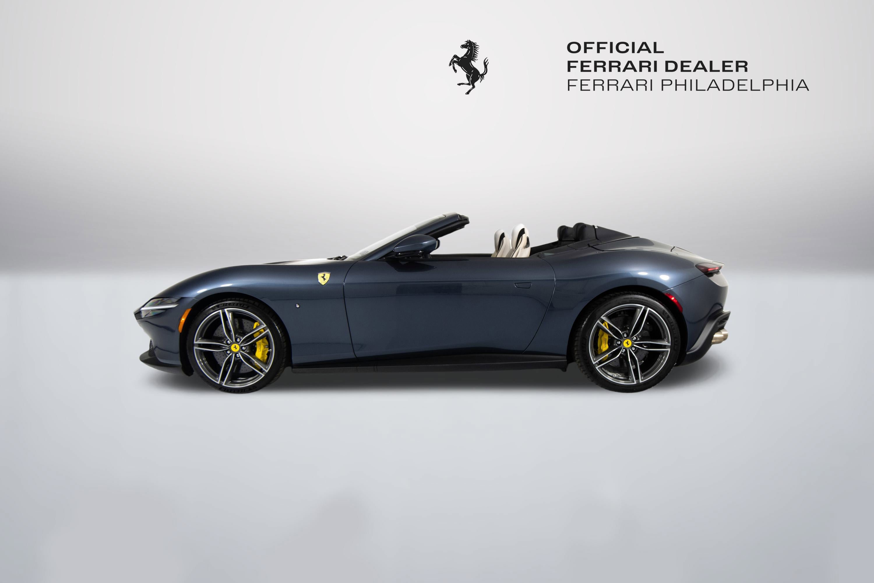 Certified 2025 Ferrari Roma Spider RWD image 25