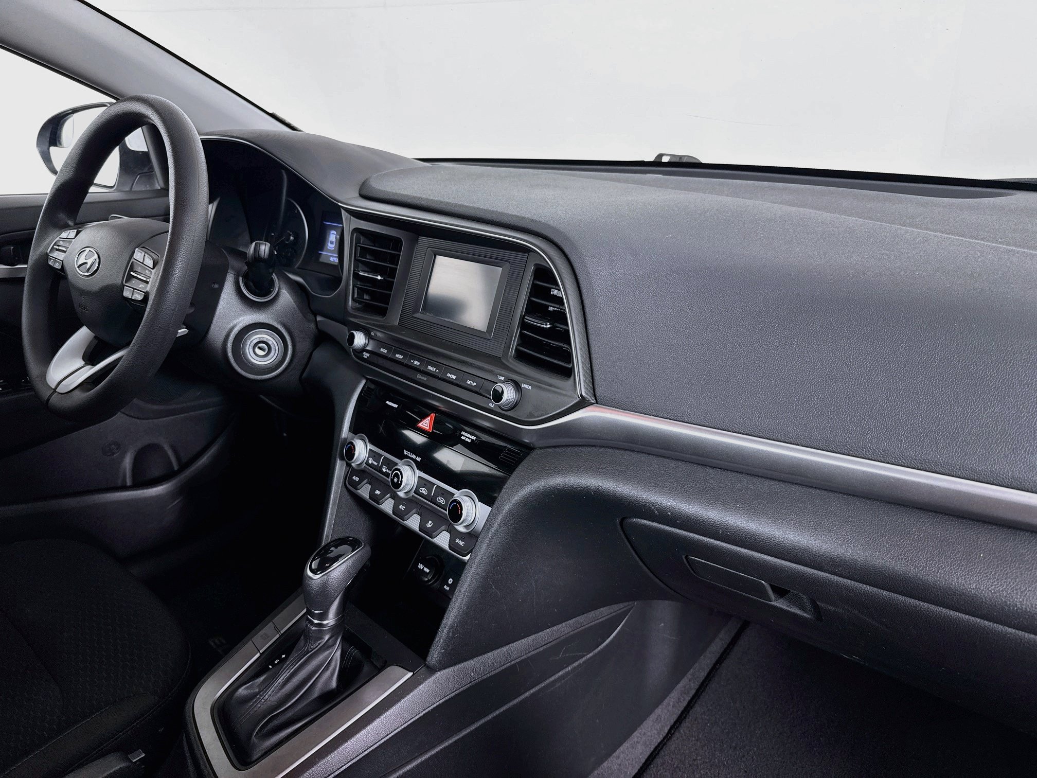 Used 2020 Hyundai Elantra SE w/ Cargo Package (C1) FWD image 27