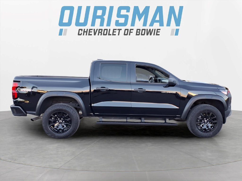 Certified 2024 Chevrolet Colorado Trail Boss w/ Advanced Trailering Package AWD/4WD image 2
