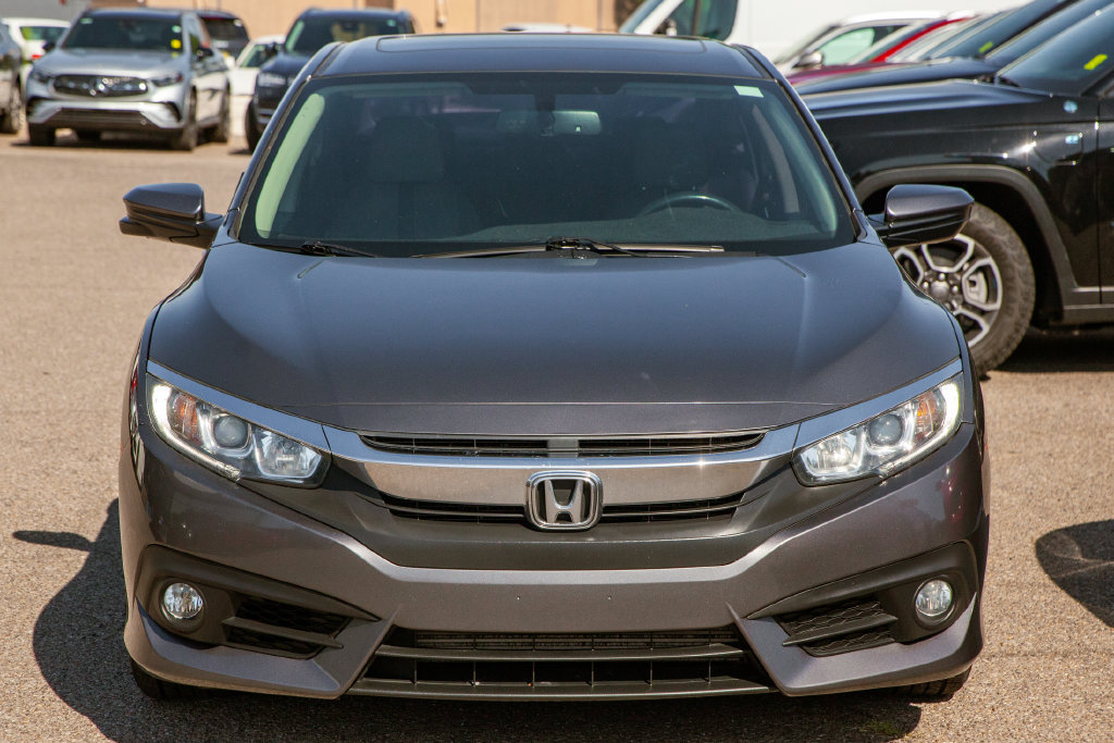 Used 2018 Honda Civic EX-L image 3