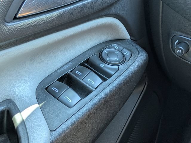Used 2021 Chevrolet Equinox LS w/ LS Convenience Package FWD image 24