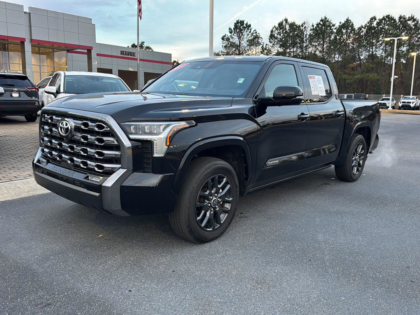 Used 2023 Toyota Tundra Platinum image 1