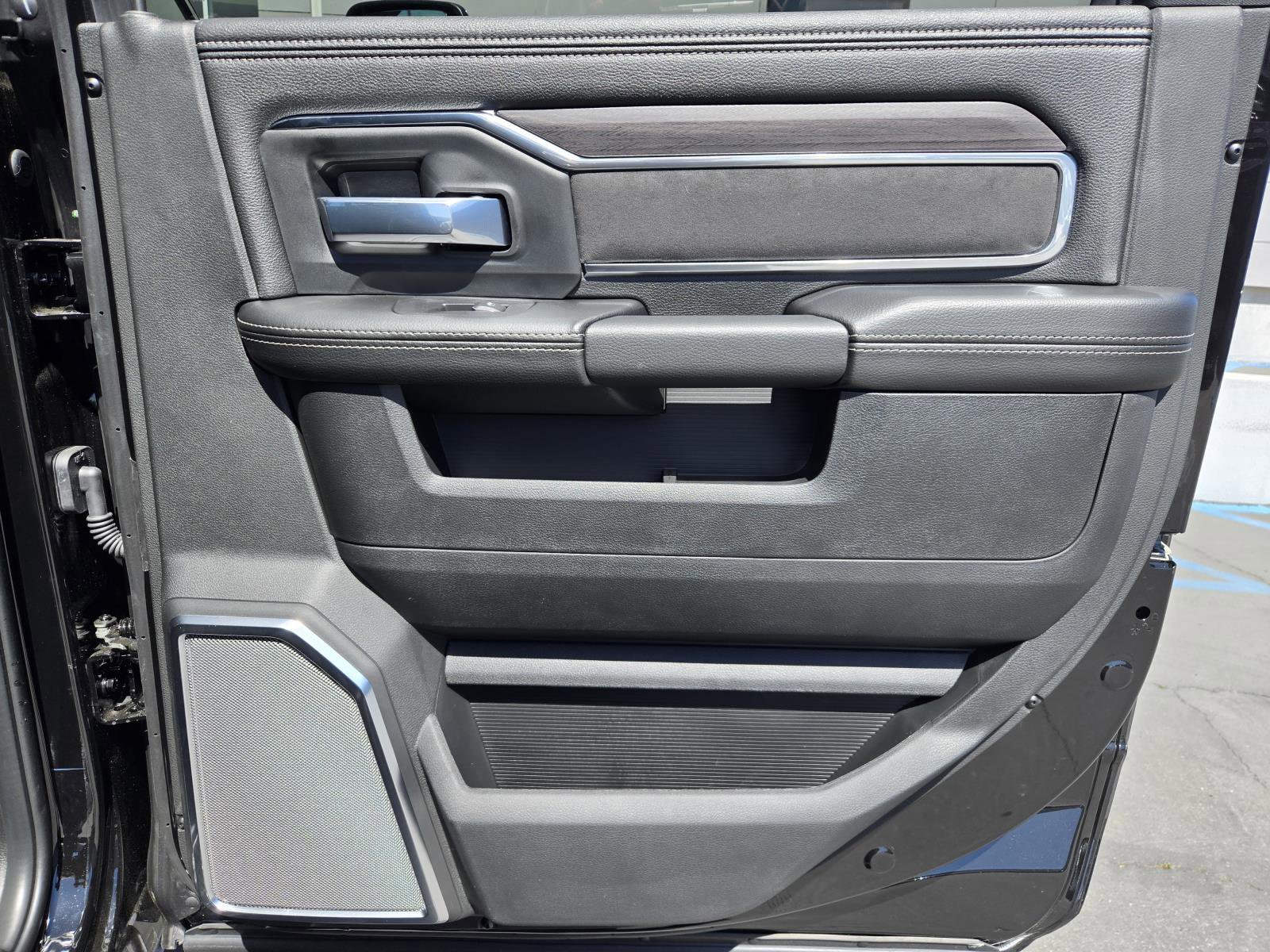 New 2025 RAM 2500 Laramie image 29