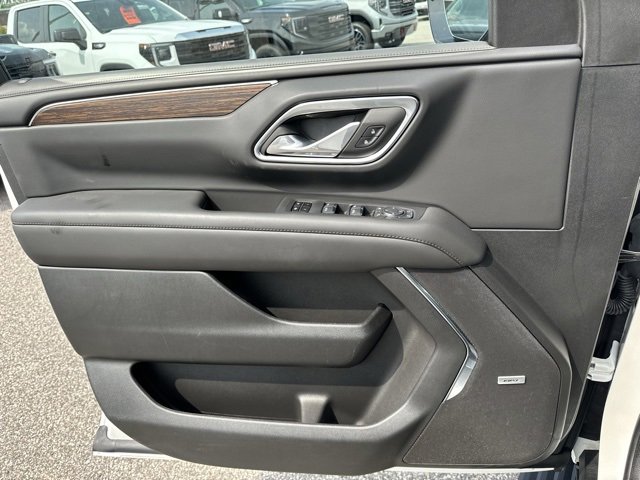 Used 2024 Chevrolet Tahoe High Country w/ Premium Package image 28