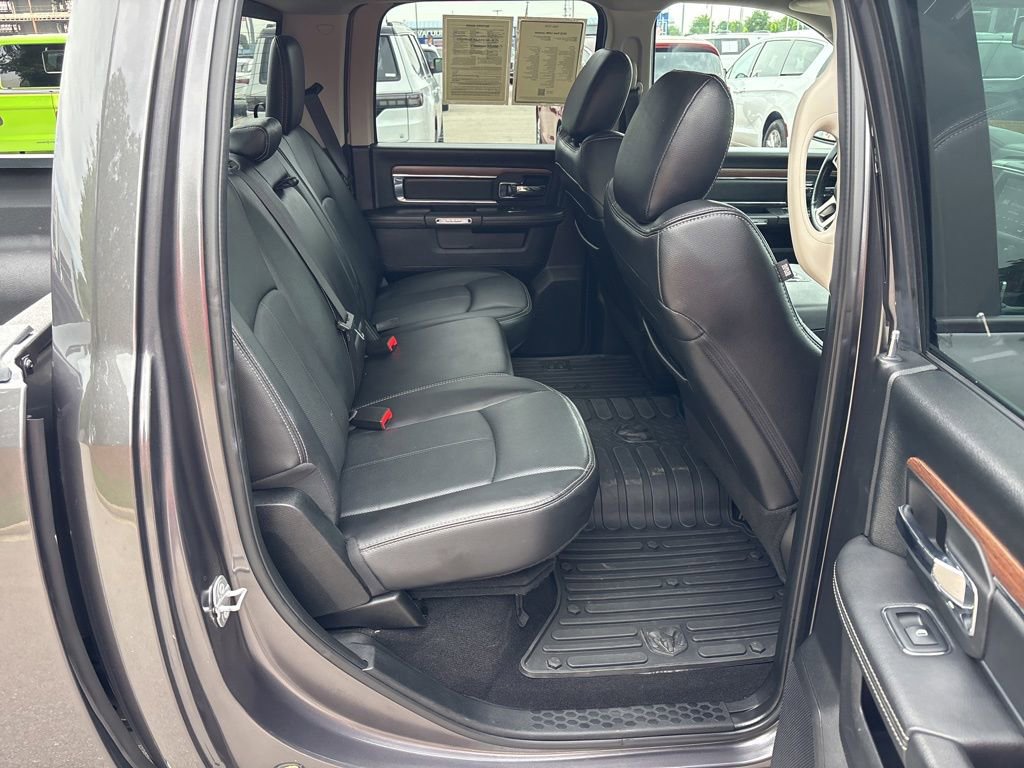 Used 2018 RAM 1500 Laramie w/ Convenience Group AWD/4WD image 11
