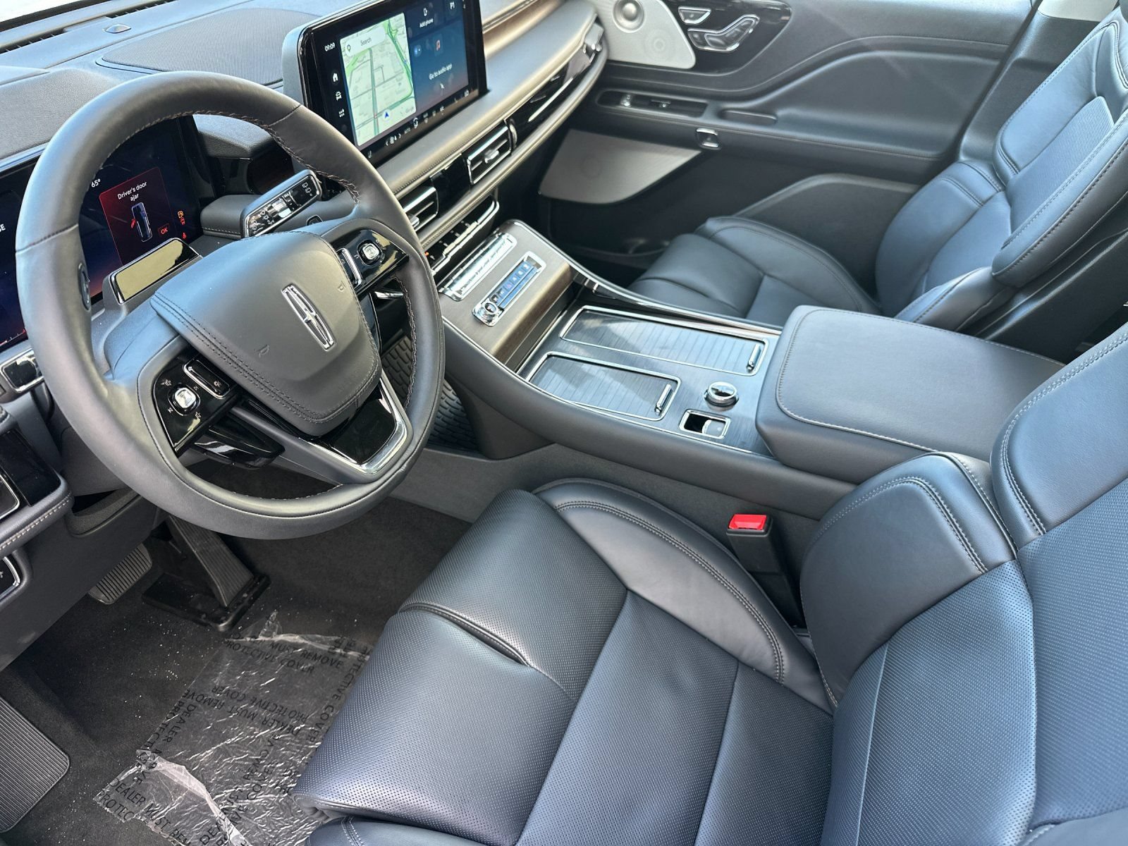New 2026 Lincoln Aviator Reserve AWD/4WD image 9