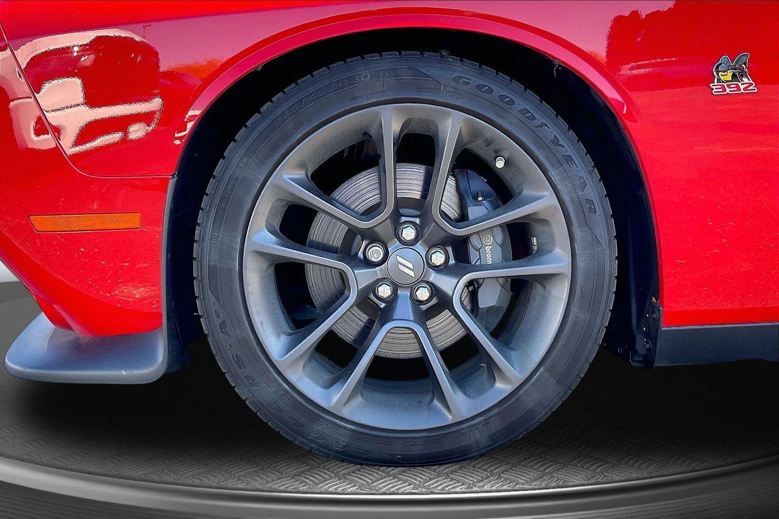 Used 2022 Dodge Challenger R/T Scat Pack w/ Driver Convenience Group RWD image 10