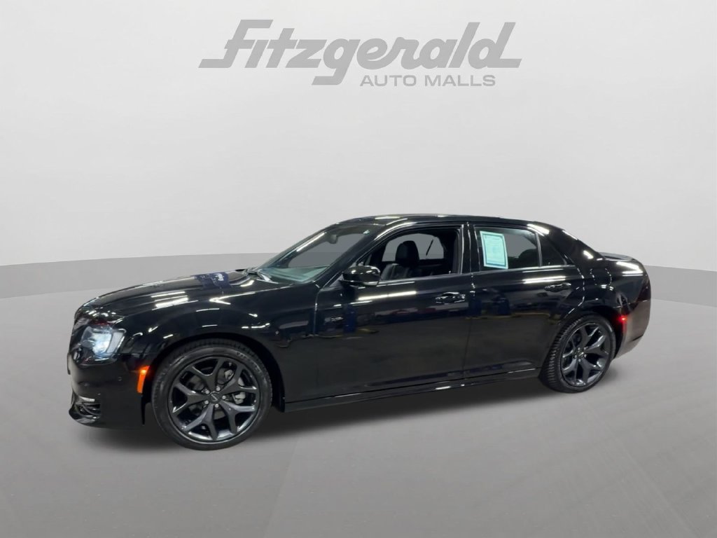 Used 2023 Chrysler 300 S w/ Comfort Group RWD image 5