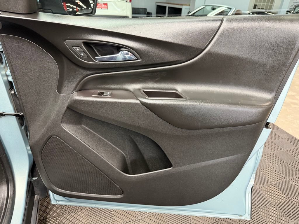 Used 2022 Chevrolet Equinox LT FWD image 53
