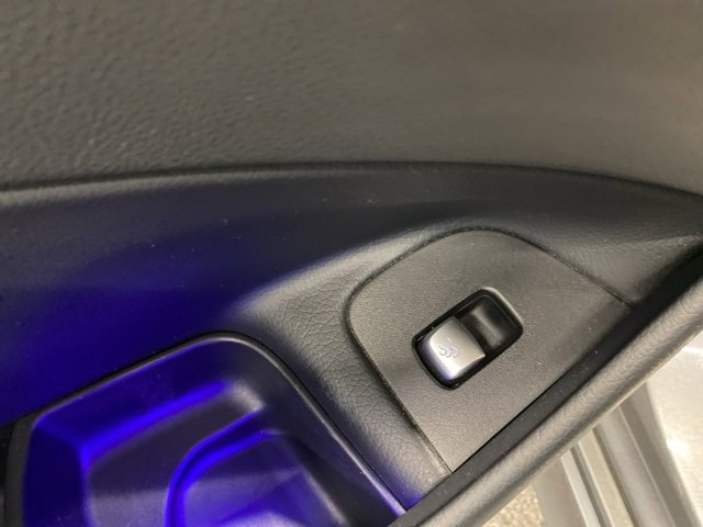 Used 2019 Mercedes-Benz E 300 4MATIC image 32