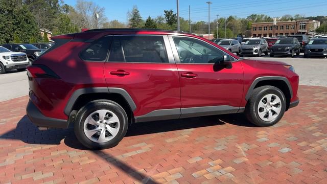 Used 2021 Toyota RAV4 LE image 3