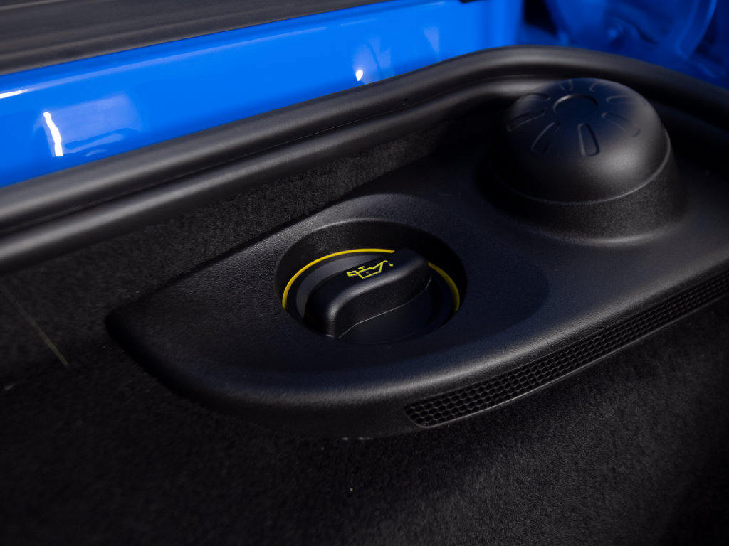 Certified 2025 Porsche 718 Boxster GTS RWD image 60
