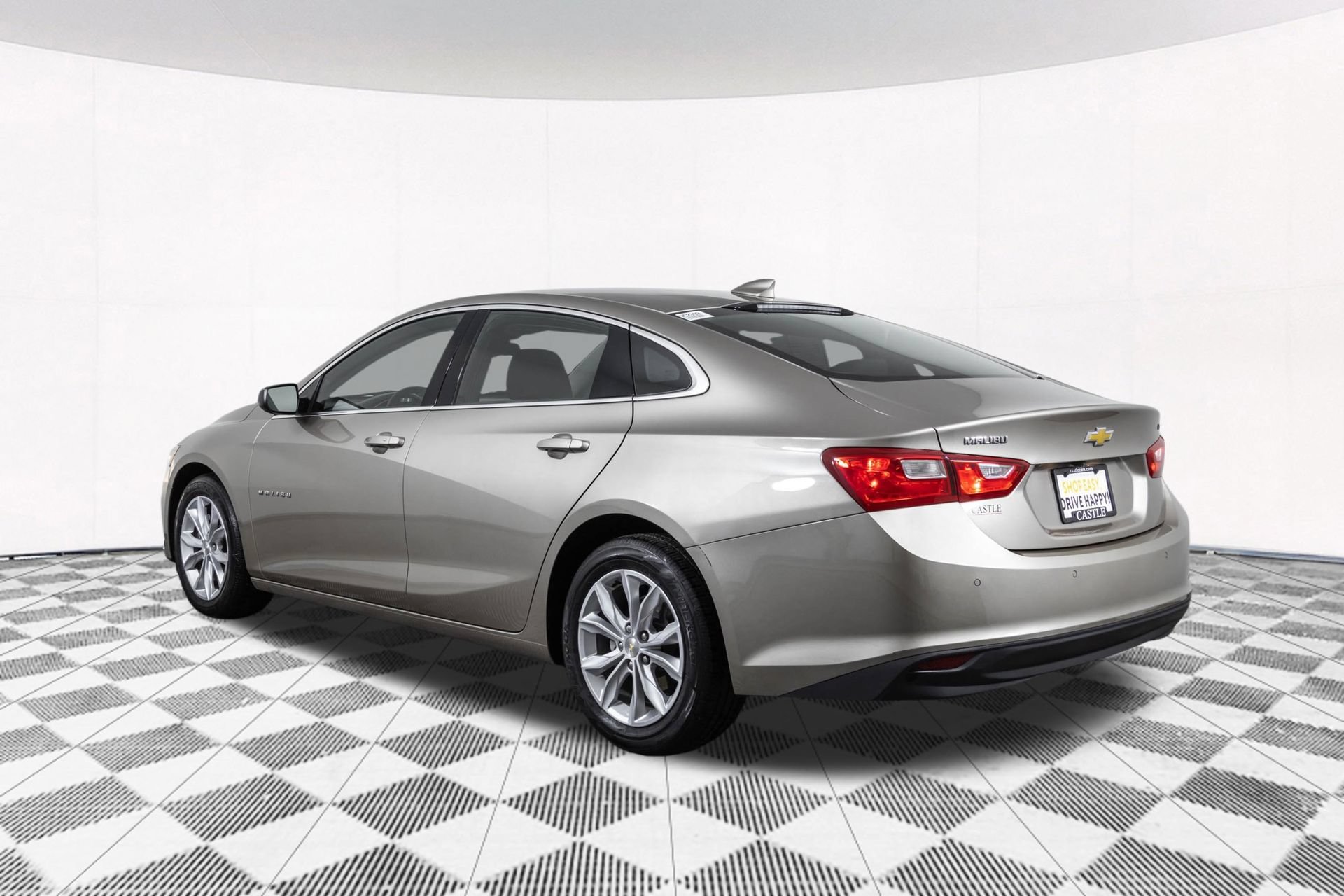 Used 2025 Chevrolet Malibu LT FWD image 16