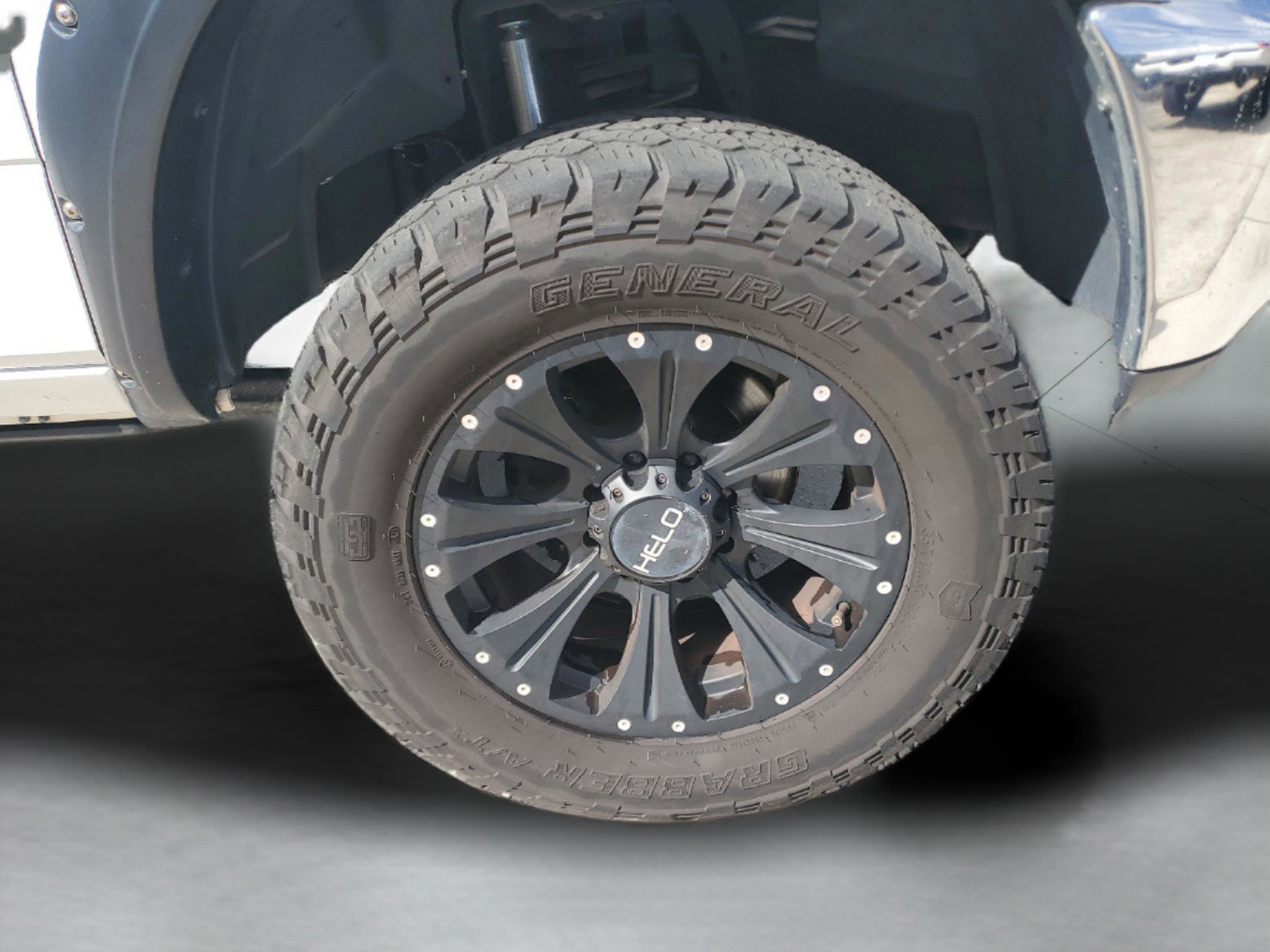 Used 2018 RAM 2500 Tradesman w/ Chrome Appearance Group image 5