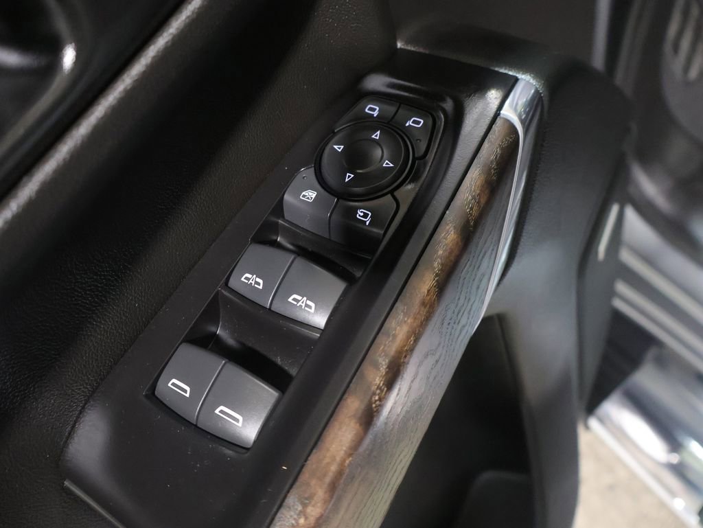 Used 2020 GMC Sierra 1500 Denali w/ Technology Package image 17