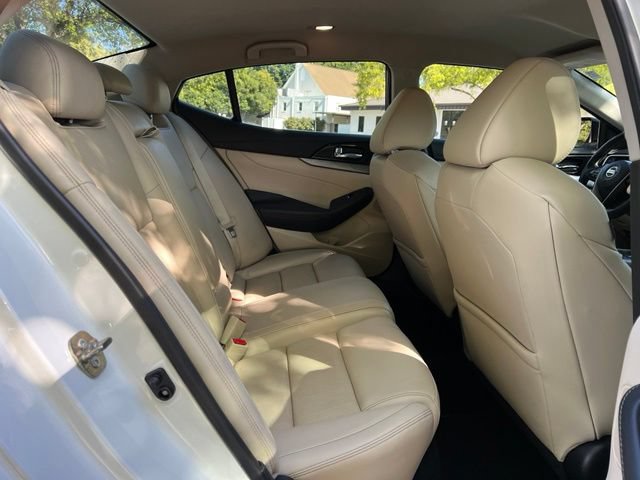 Used 2017 Nissan Maxima 3.5 SV w/ Dynamic Package FWD image 20