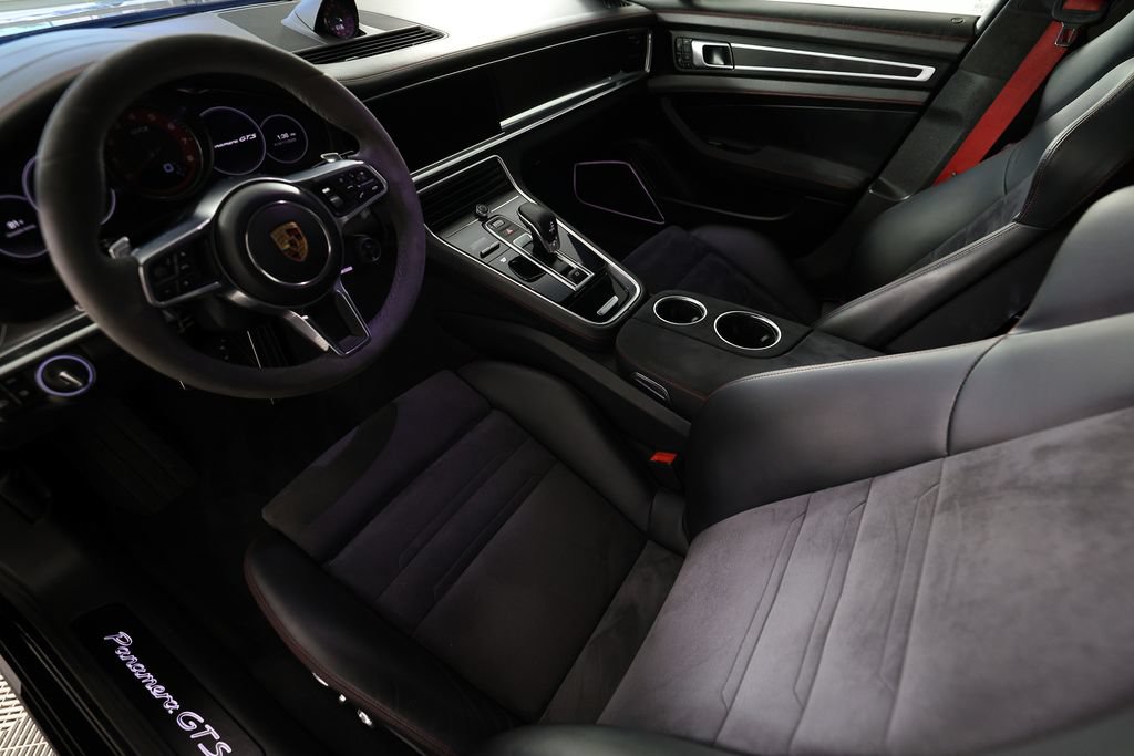 Used 2020 Porsche Panamera GTS AWD/4WD image 15