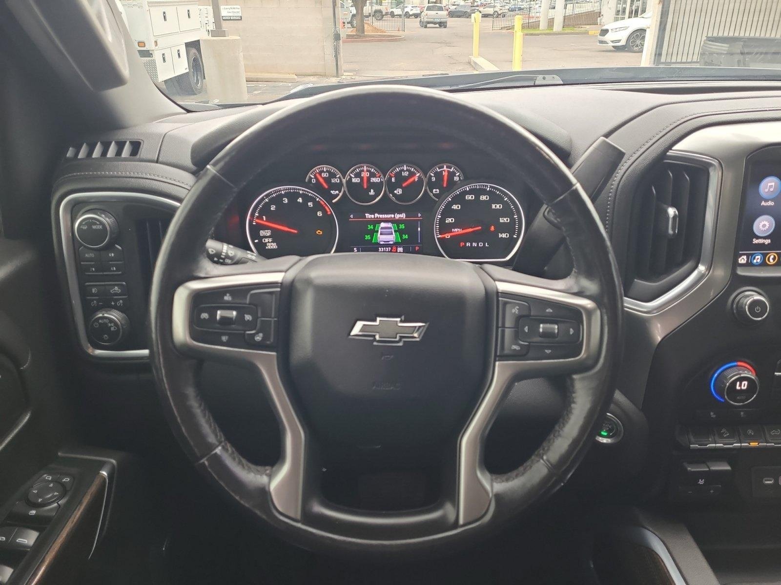 Used 2021 Chevrolet Silverado 1500 RST w/ Convenience Package II AWD/4WD image 16