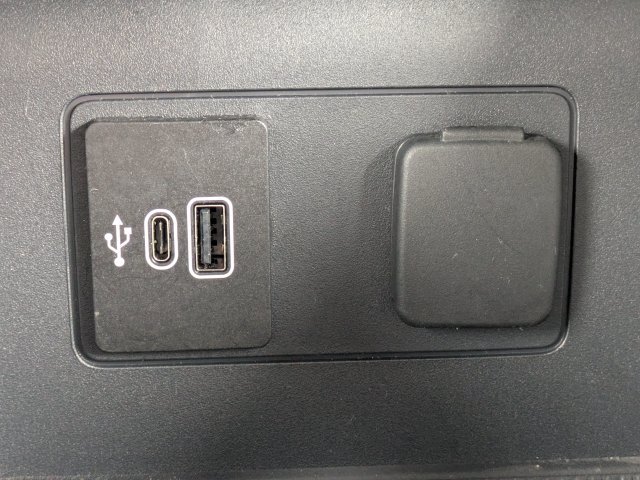 Certified 2026 Ford Explorer Active w/ Active Comfort Package RWD image 22