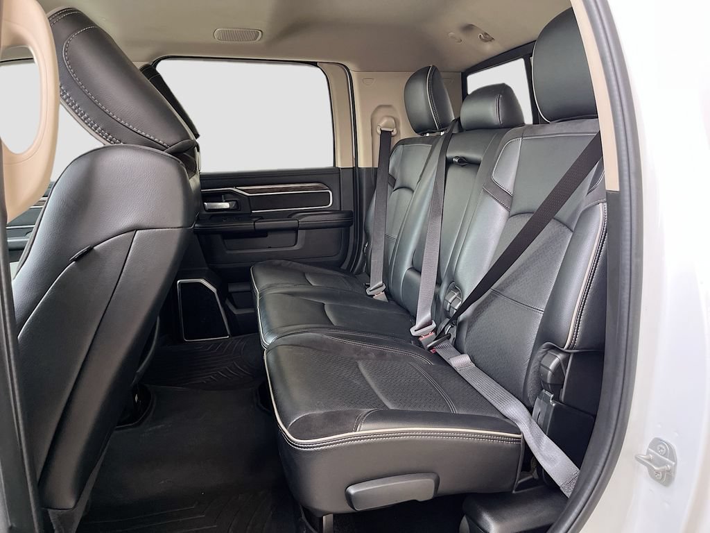 Used 2020 RAM 2500 Laramie w/ Chrome Appearance Group AWD/4WD image 23