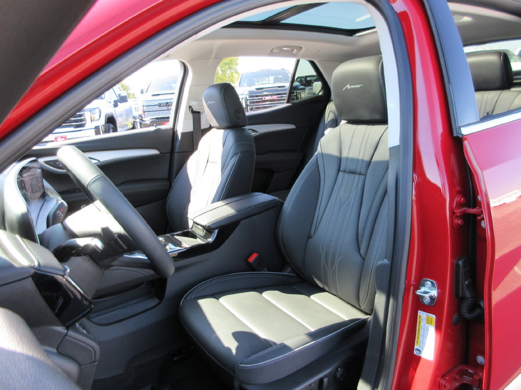 Certified 2025 Buick Envision Avenir AWD/4WD image 22