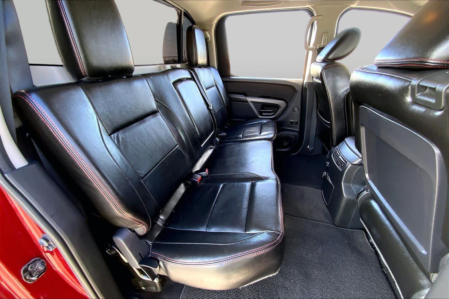 Used 2015 Nissan Titan PRO-4X AWD/4WD image 19