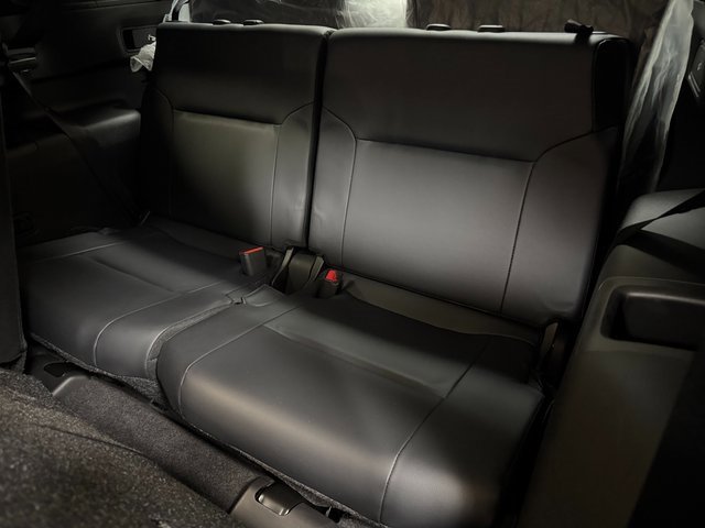 New 2025 Mitsubishi Outlander SEL image 24