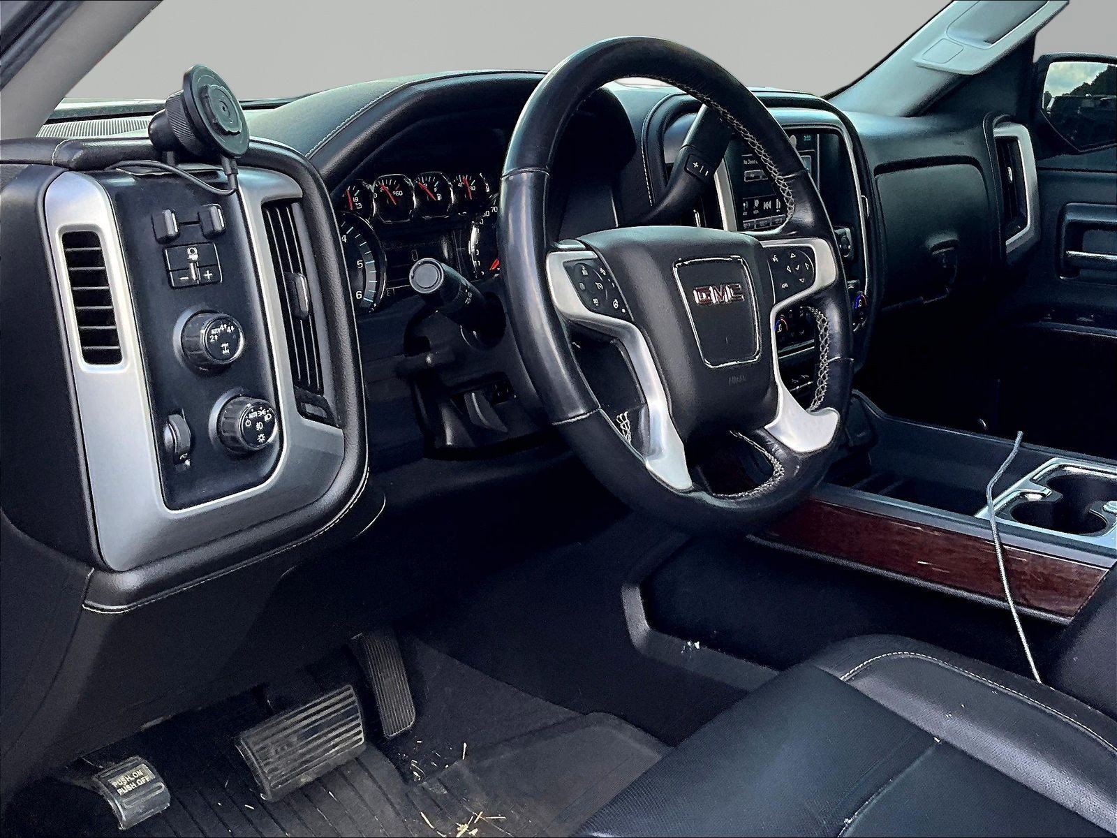 Used 2018 GMC Sierra 1500 SLT AWD/4WD image 17