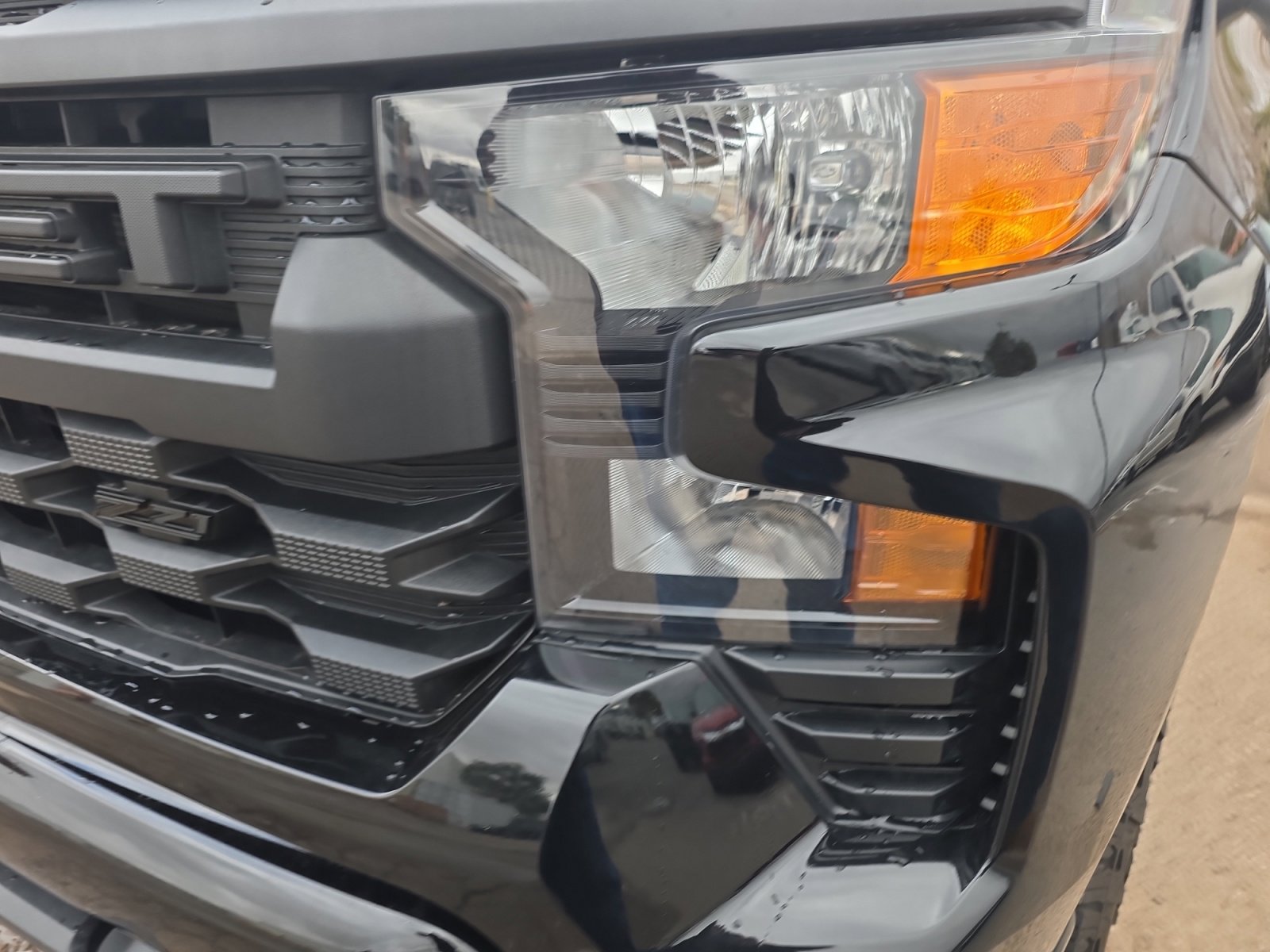 Used 2025 Chevrolet Silverado 1500 Custom Trail Boss w/ Midnight Edition image 9